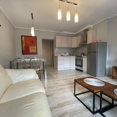 Apartament Przy Cieplickich Tezniach Jelenia Góra Exteriör bild