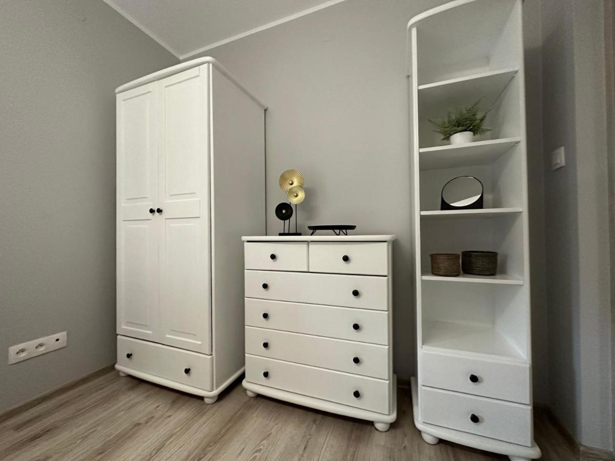 Apartament Przy Cieplickich Tezniach Jelenia Góra Exteriör bild