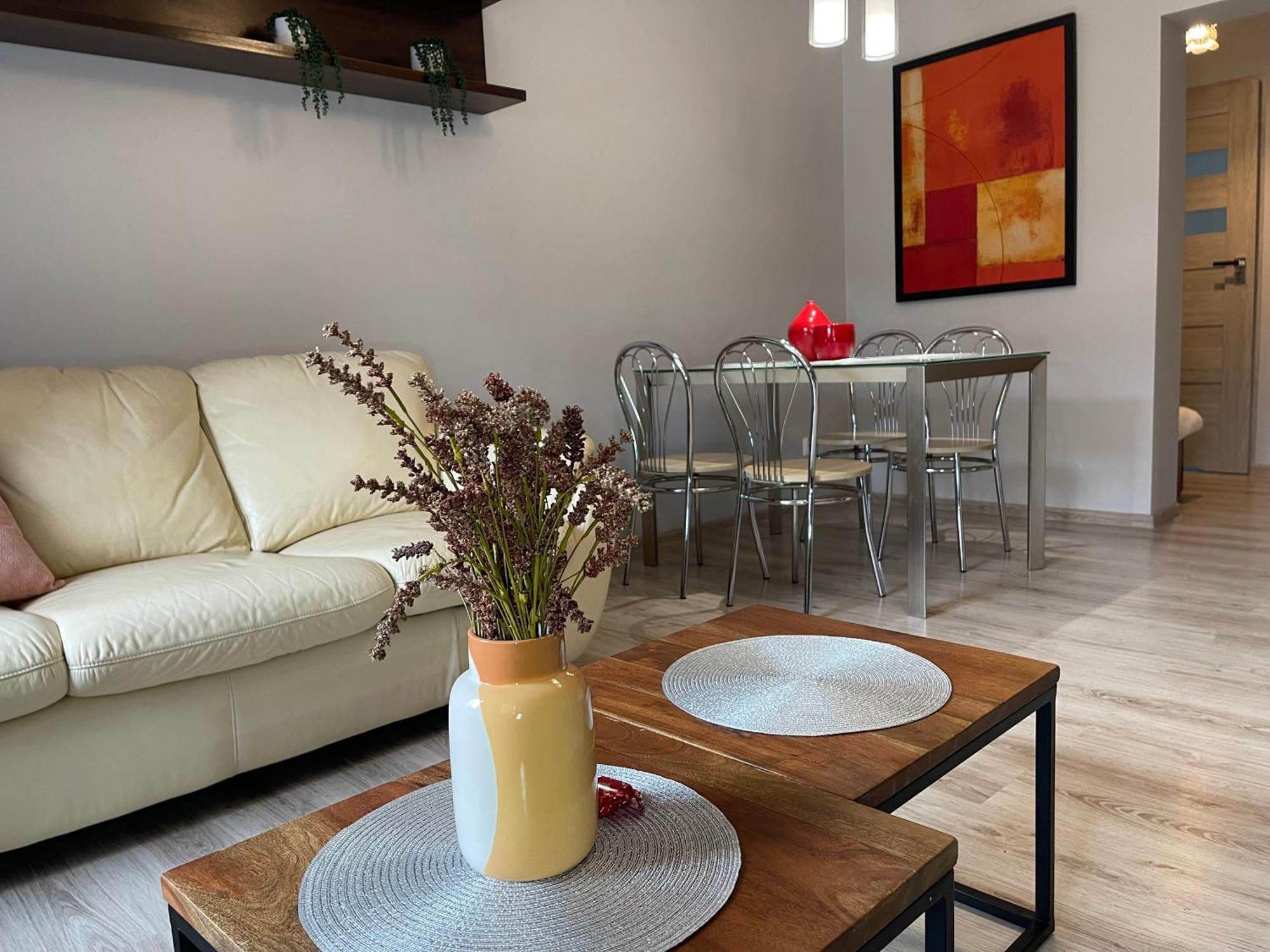 Apartament Przy Cieplickich Tezniach Jelenia Góra Exteriör bild