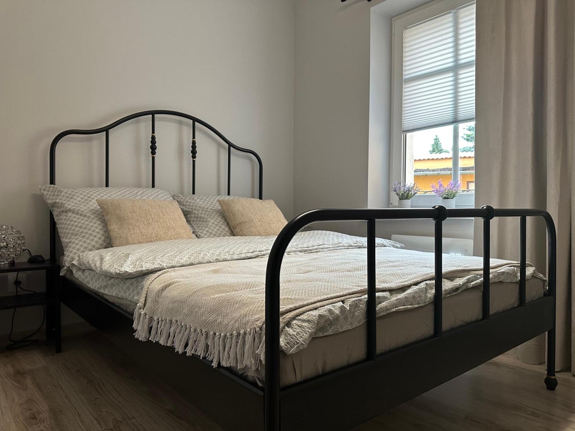 Apartament Przy Cieplickich Tezniach Jelenia Góra Exteriör bild